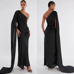 NEW BCBGMaxAzria Briar Evening Gown In Black One Shoulder Satin Elegant Formal
